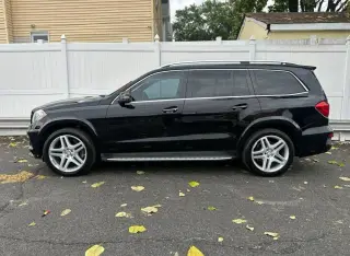 Luxury SUV 5-7 Passengers, photo 1