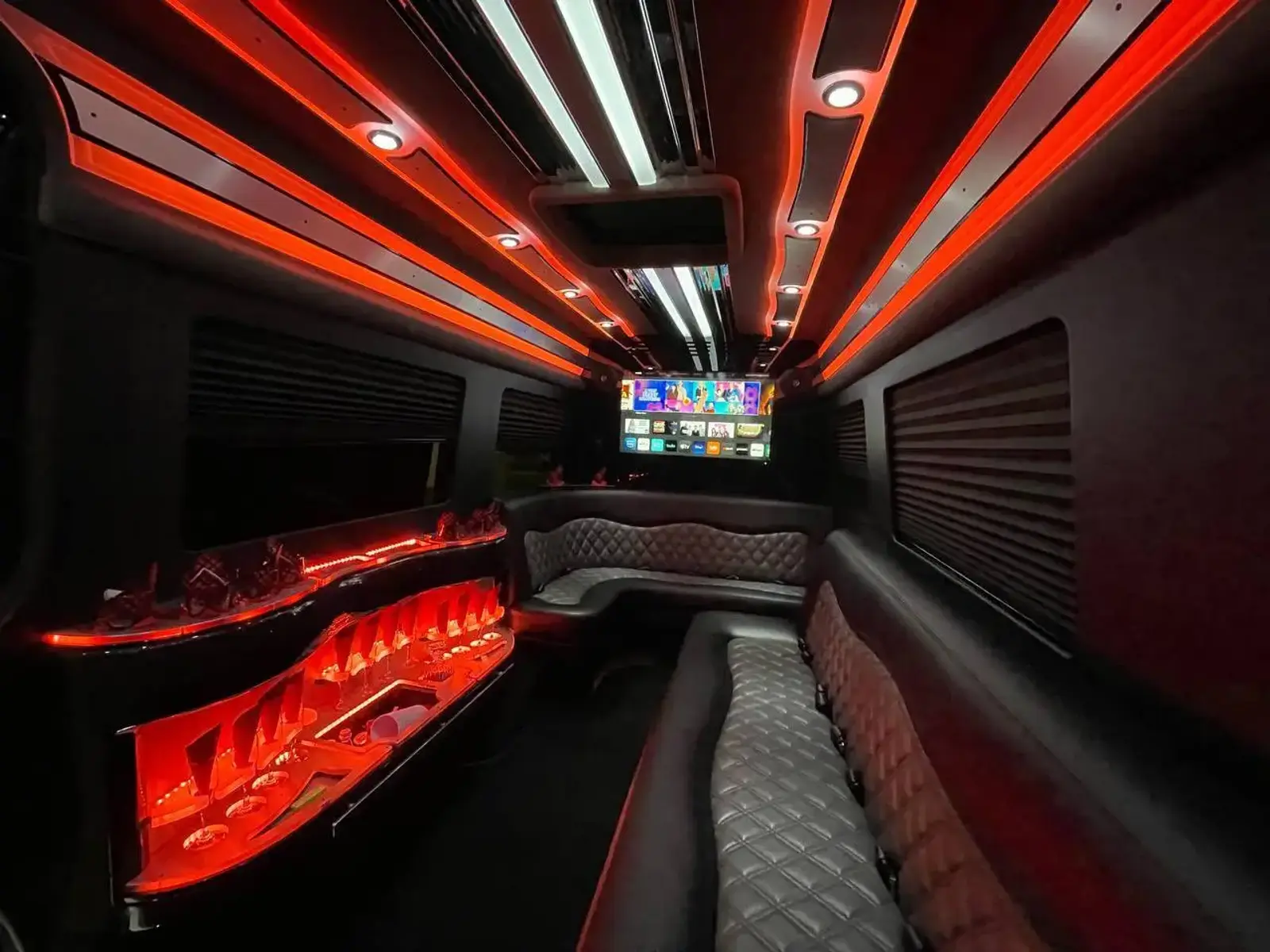 Sprinter Limo 11-14 Passengers photo 5