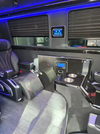 Mercedes Jet Sprinter, photo 1 in New York