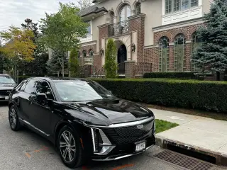 Luxury Sedan, photo 3