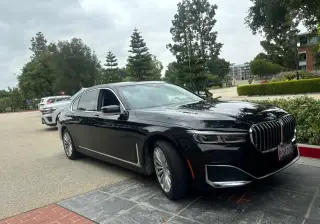 Luxury Sedan, photo 1