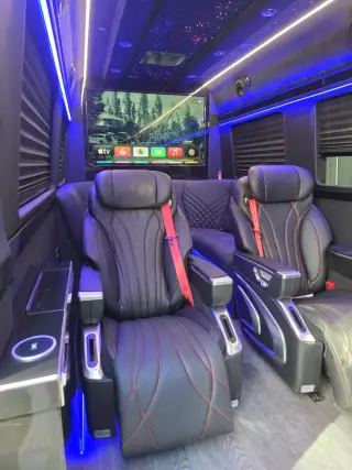 Mercedes Jet Sprinter, photo 1 in New York